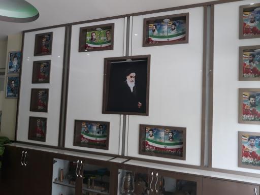 عکس دبیرستان دخترانه شاهد مهدیه 