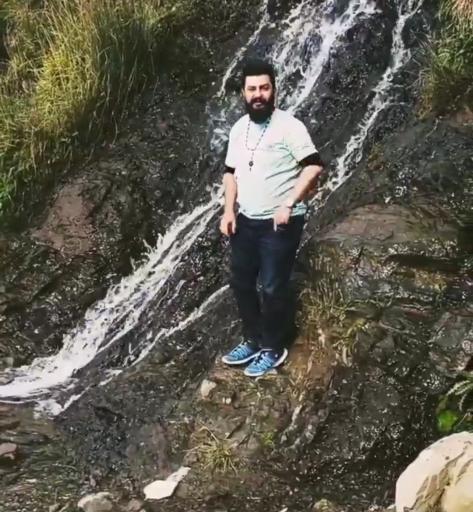 عکس چشمه آب معدنی
