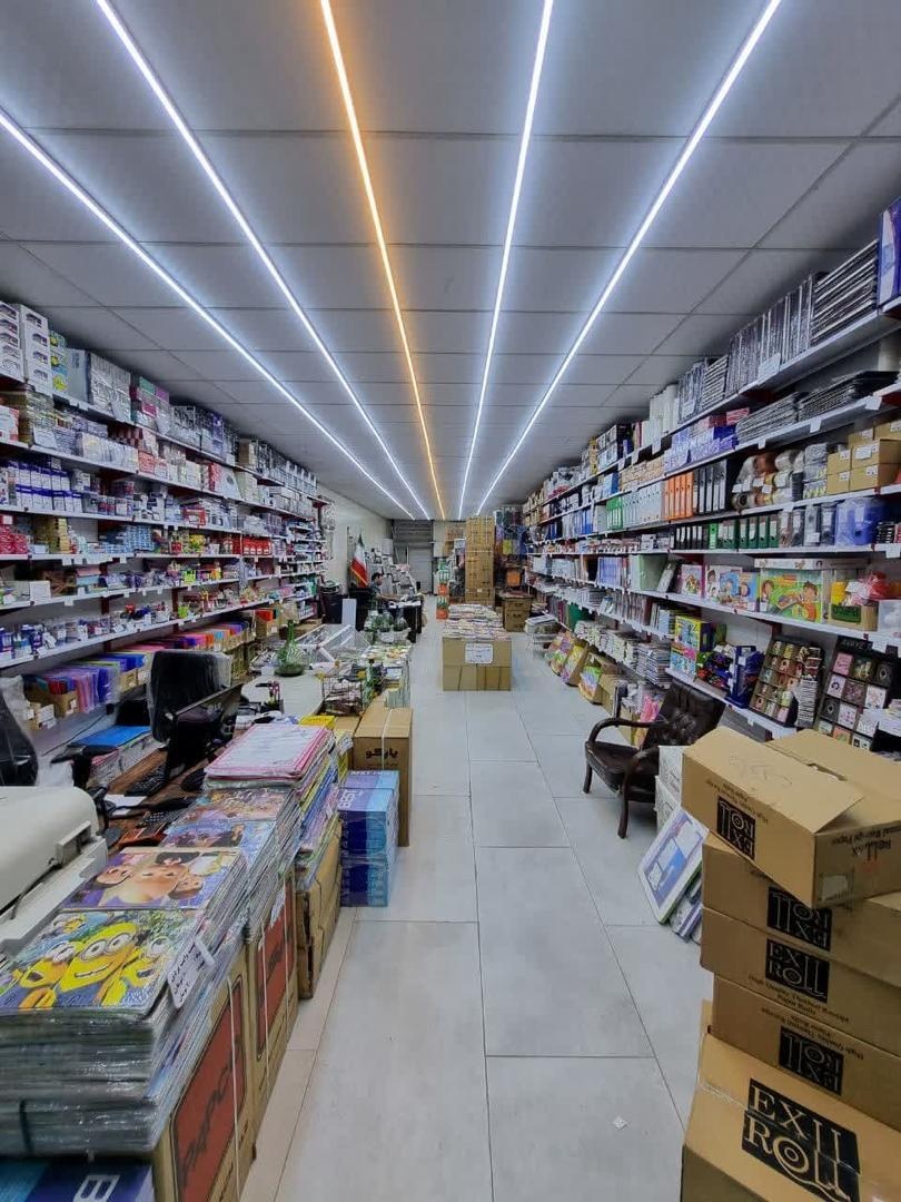 عکس پخش کاغذ و نوشت افزار روشنا