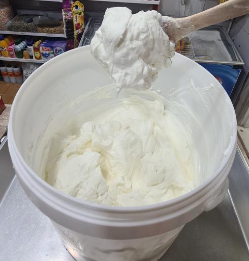 عکس لبنیات محلی دهکده