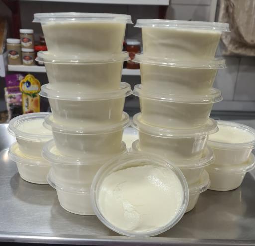 لبنیات محلی دهکده