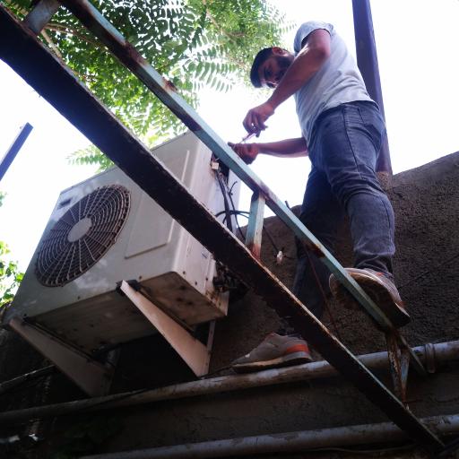 عکس نمایندگی پکیج و کولر گازی شهر خدمات برتر