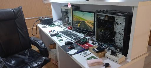 عکس مرکز تخصصی بازیابی اطلاعات رایان کامپیوتر