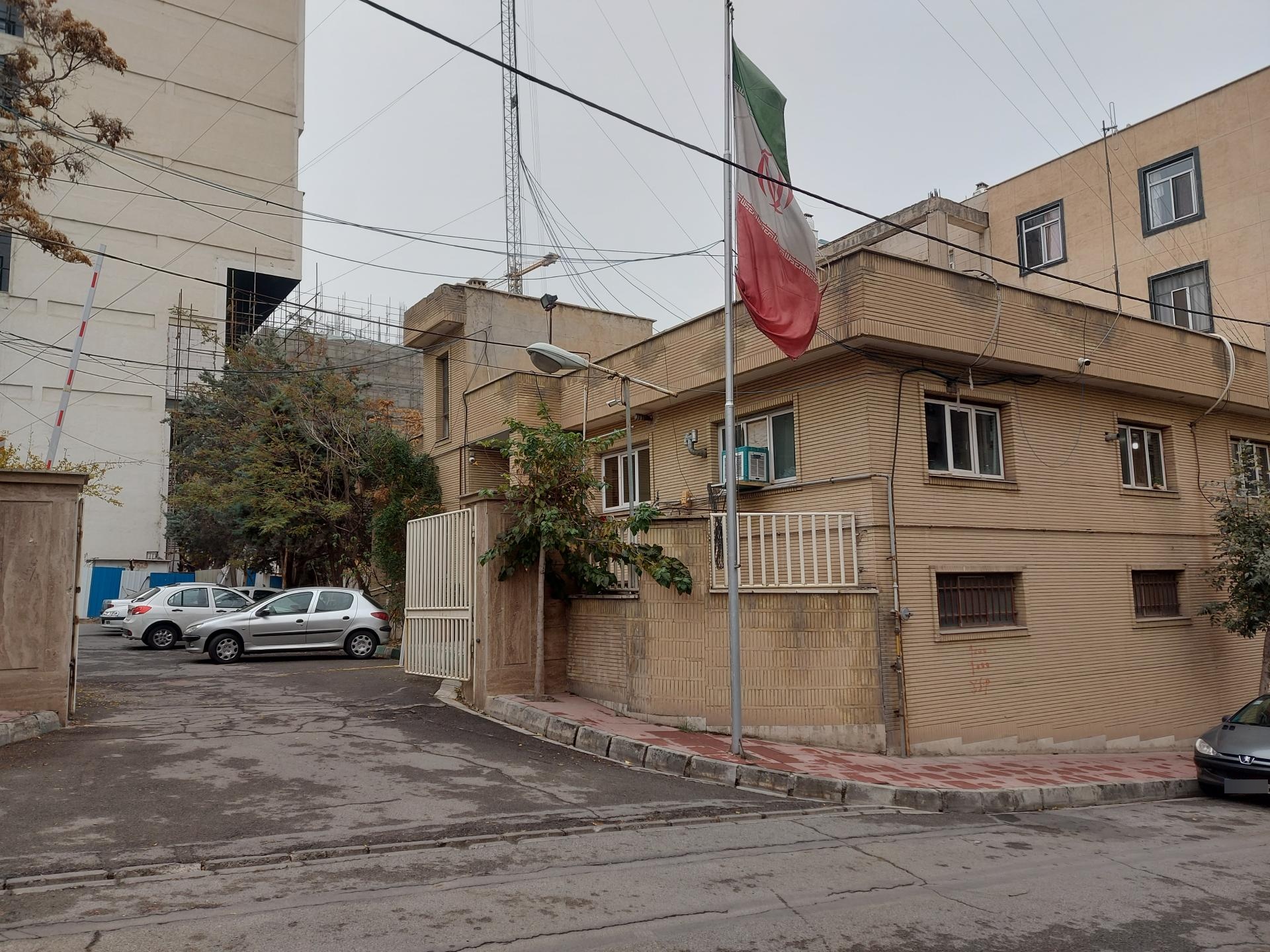 عکس مرکز پیام و بیسیم شهرداری کرج