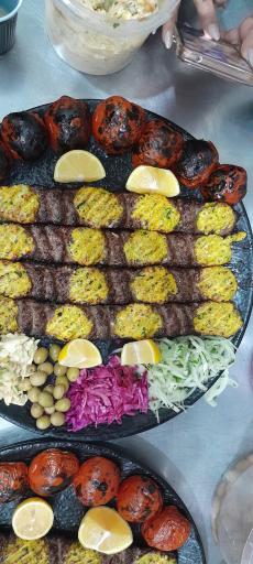 عکس رستوران کارن 