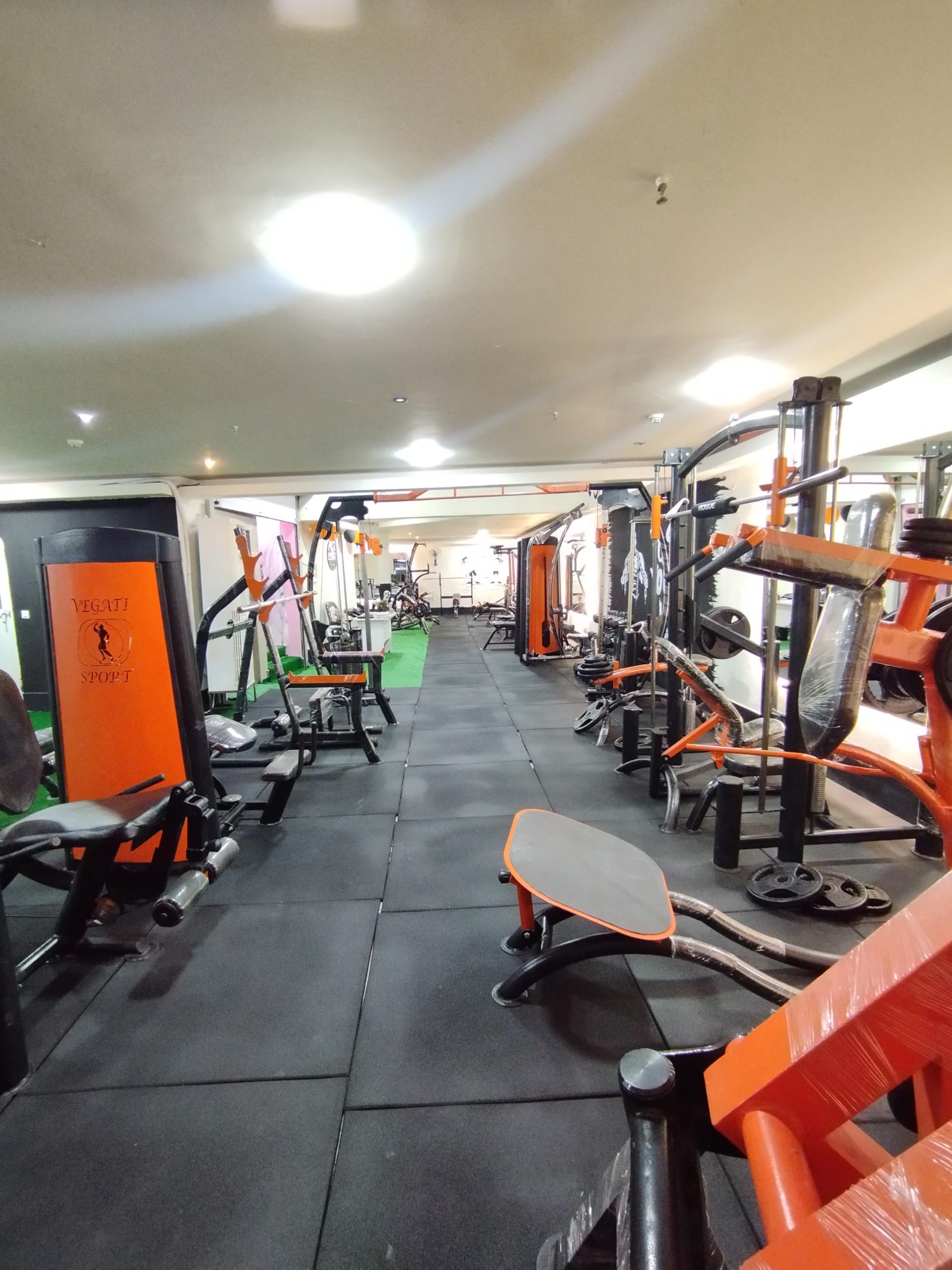 عکس باشگاه بدنسازی سدید اسپرت