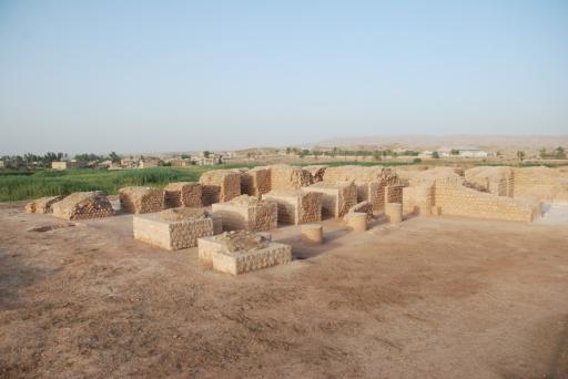 عکس عمارت خسرو