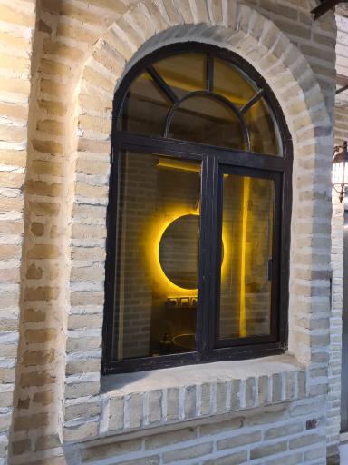 عکس مهمانپذیر شفیعی