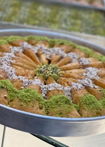 عکس نمایندگی باقلوا استانبولی نفیس