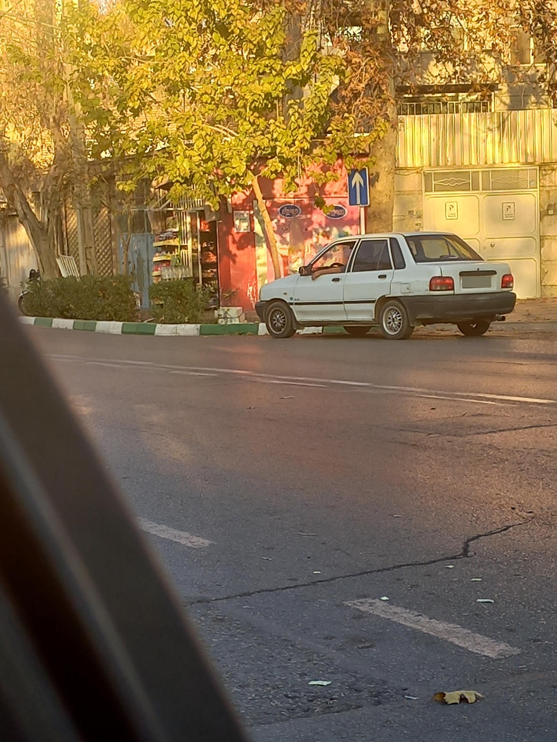 عکس سوپر مارکت ثامن