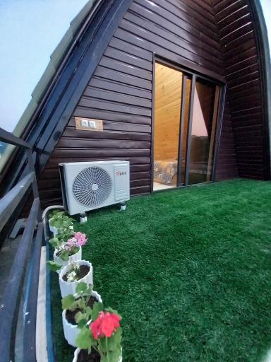 عکس کلبه سوئیسی معراج 