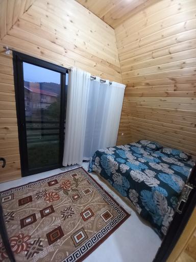 عکس کلبه سوئیسی معراج 