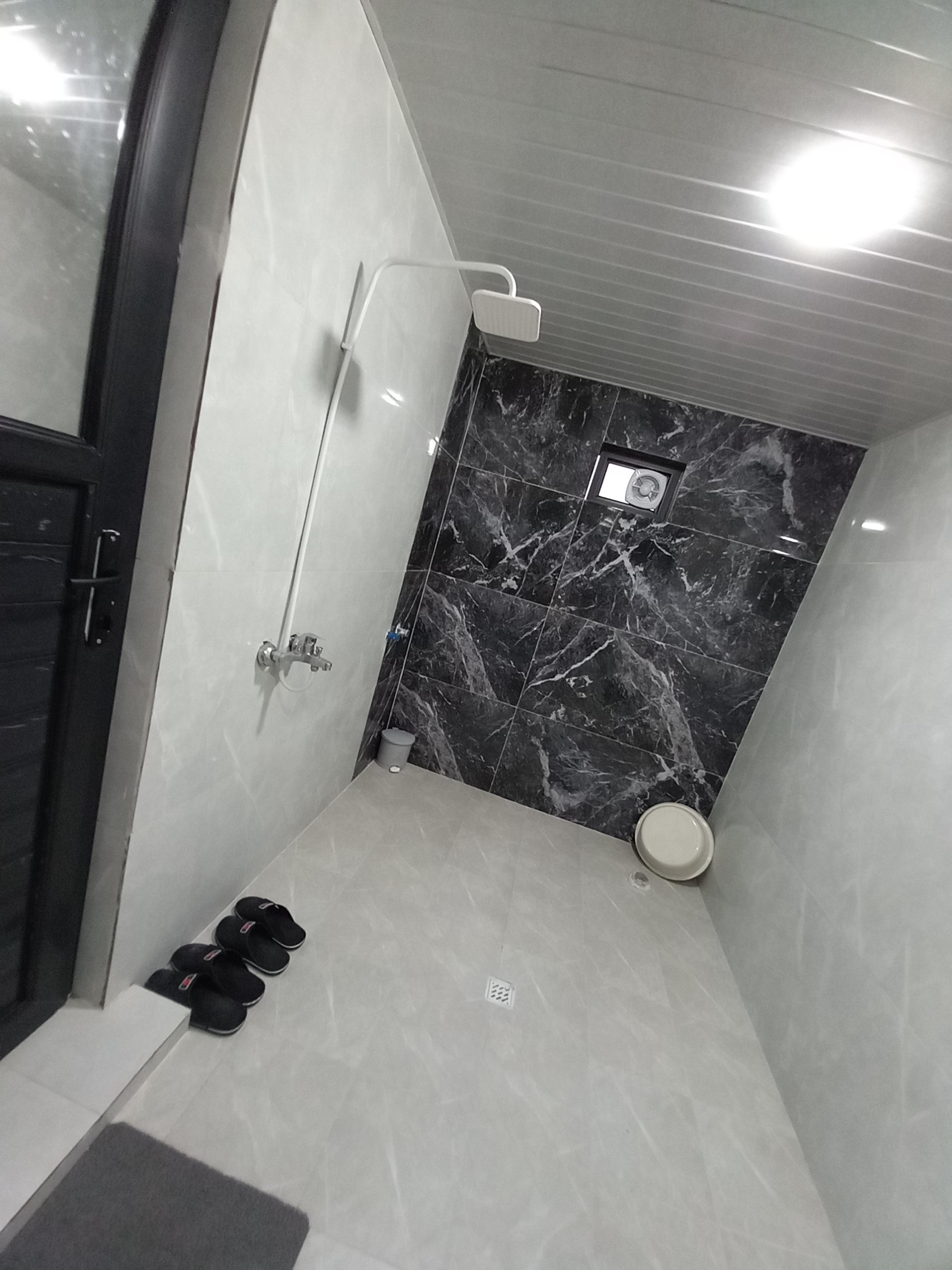 عکس کلبه سوئیسی معراج 