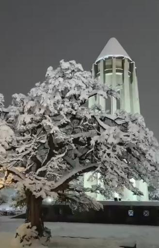 عکس آرامگاه بوعلی سینا