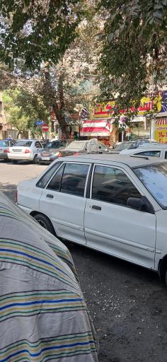 عکس میدان شهیدان برادران عظیمی (میدان مهناز)