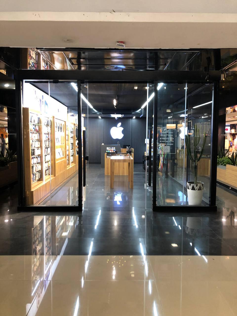 عکس فروشگاه blu Phone