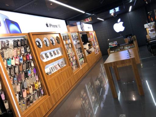 عکس فروشگاه blu Phone