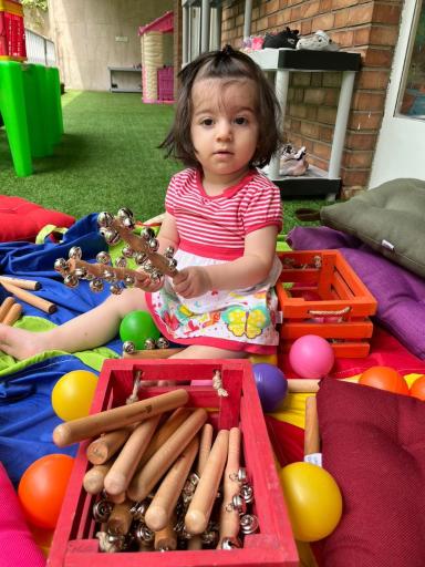 عکس مهد کودک سایه