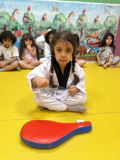 عکس مهد کودک سایه