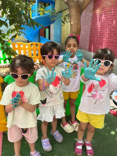 عکس مهد کودک سایه