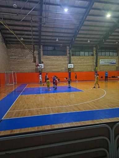 عکس سالن طالقانی - خانه بسکتبال کرج
