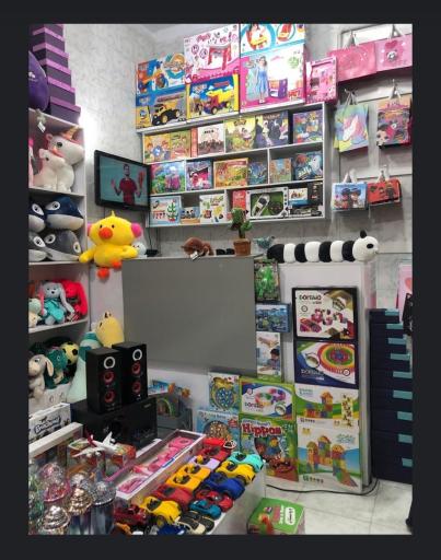 عکس فروشگاه عروسک و اسباب‌بازی اختاپوس