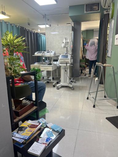عکس فیزیوتراپی نسیم سلامت