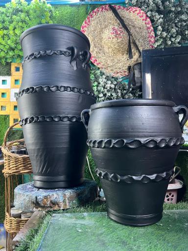 عکس چشم‌ انداز گل گلدون چمن مصنوعی