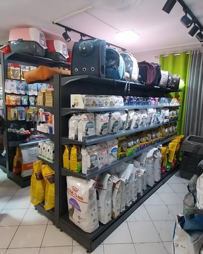 عکس کلینیک دامپزشکی و پت شاپ پوما