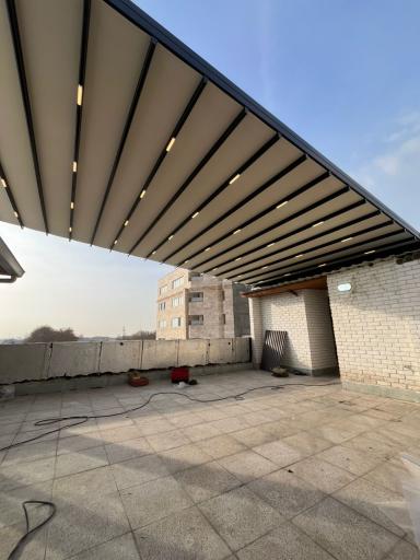 عکس سقف متحرک دلسا  پنکه صنعتی دلسا 