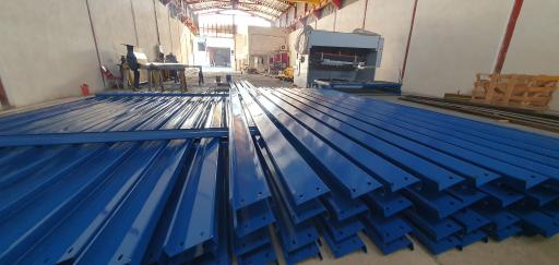 عکس بازار آهن ولیعصر