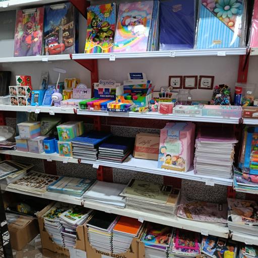 عکس فروشگاه لوازم التحریر کوثر