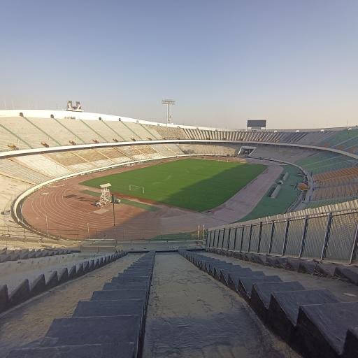 عکس استادیوم آزادی