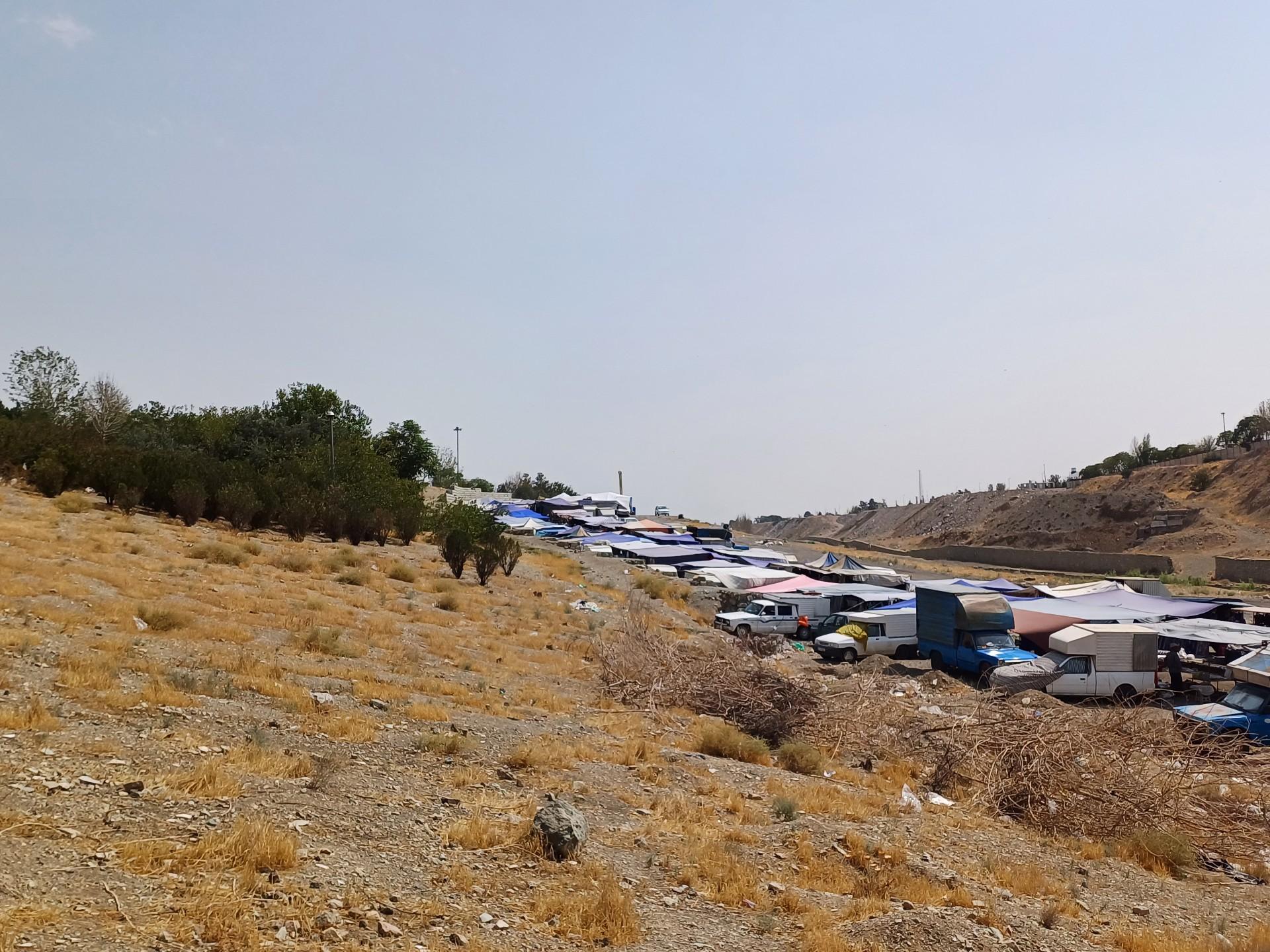 عکس چهارشنبه بازار محله ارم