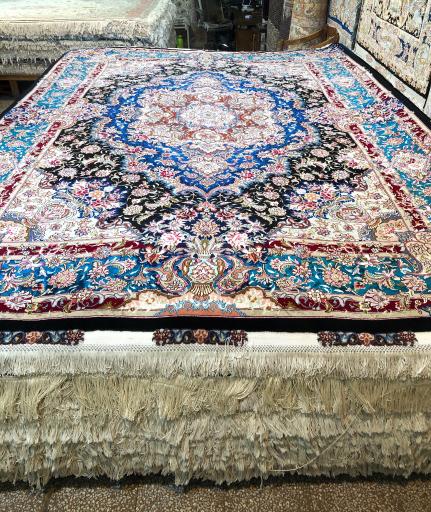 عکس فروشگاه فرش دستباف فرزین