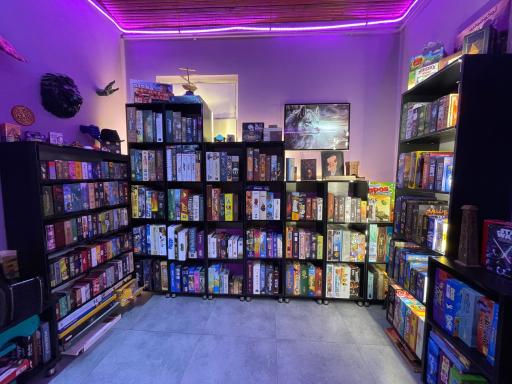 عکس باشگاه بازی های فکری همپایه