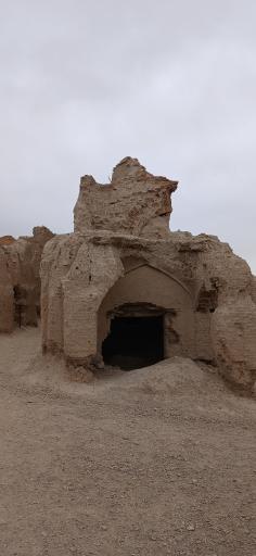 عکس قلعه ایزدخواست