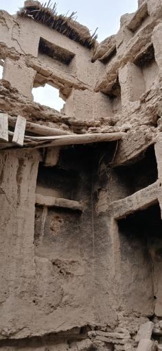 عکس قلعه ایزدخواست