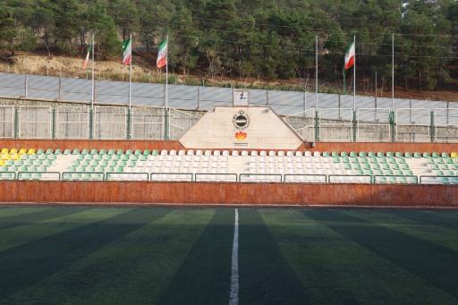 زمین چمن مجموعه ورزشی موج  کشتیرانی