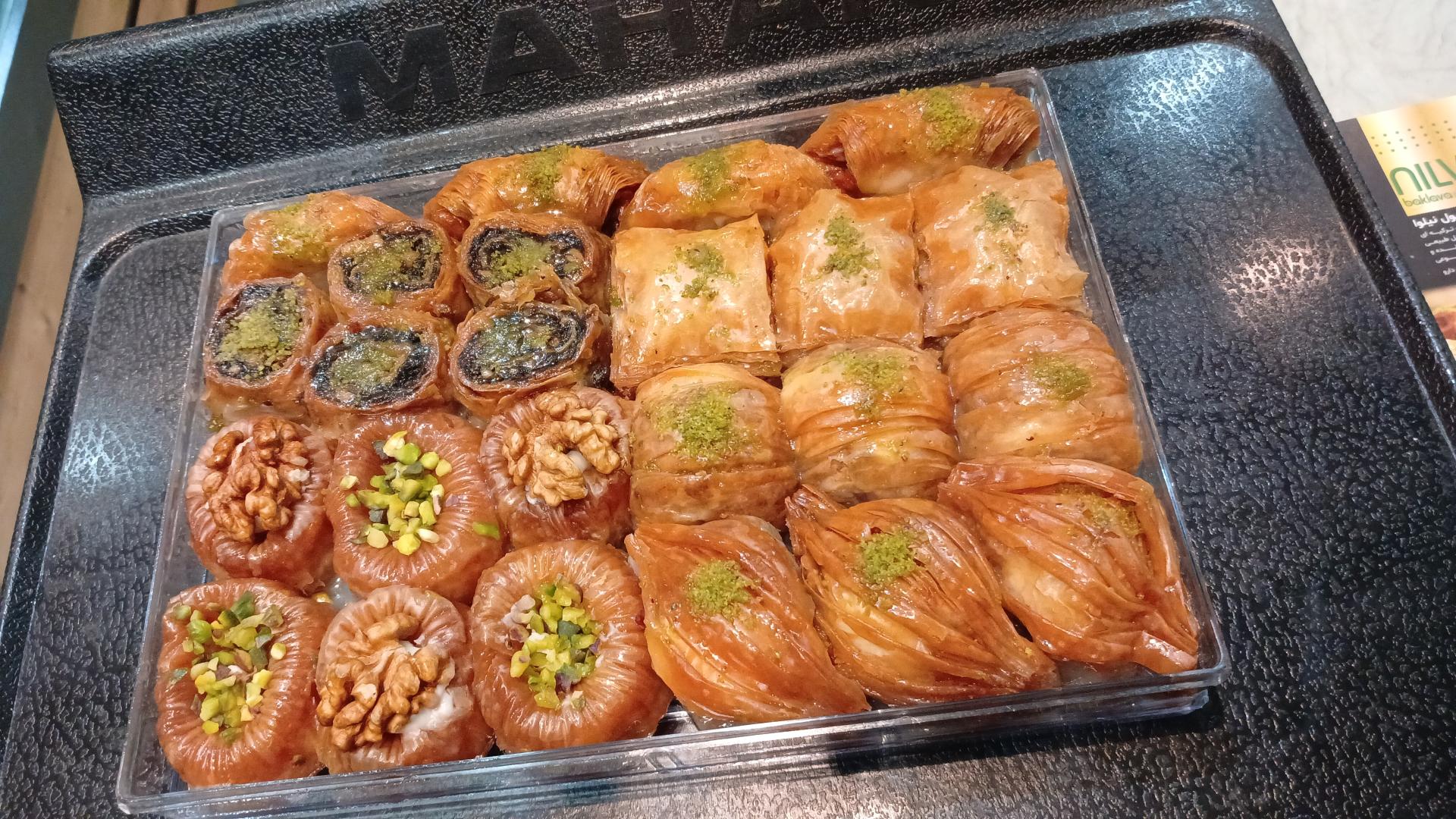 عکس باقلوا استانبول نیلوا