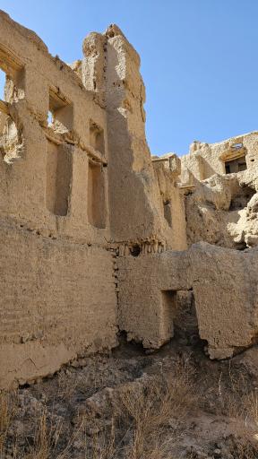 عکس قلعه ایزدخواست