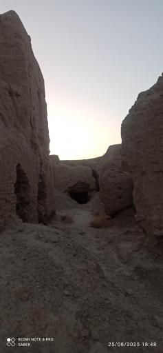 عکس قلعه ایزدخواست