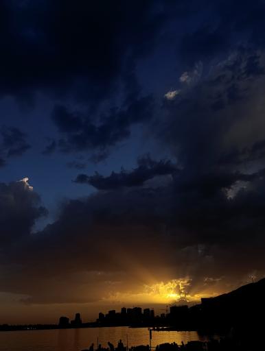 عکس دریاچه چیتگر (شهدای خلیج فارس)