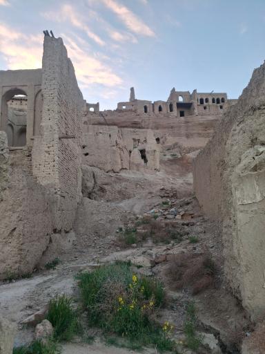 عکس قلعه ایزدخواست
