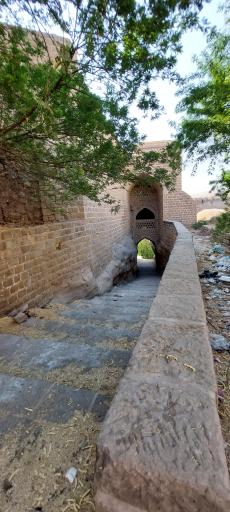 عکس ورودی باغ خان