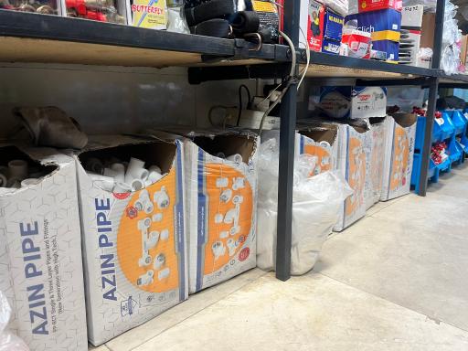 عکس رنگ و ابزار و لوازم ساختمانی سلیمانی