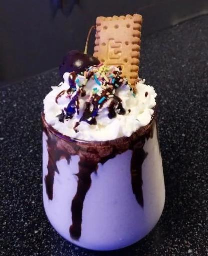 عکس بستنی و قهوه فروشی