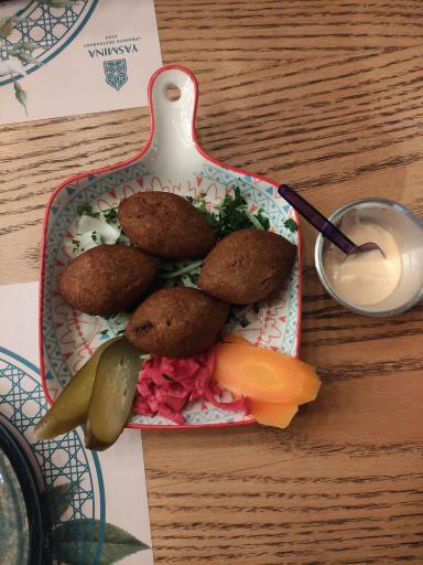 عکس رستوران لبنانی یاسمینا