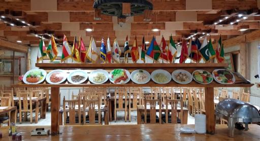 عکس رستوران بین المللی آیلار