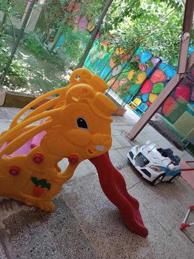 عکس مهدکودک و پیش دبستانی شاهان